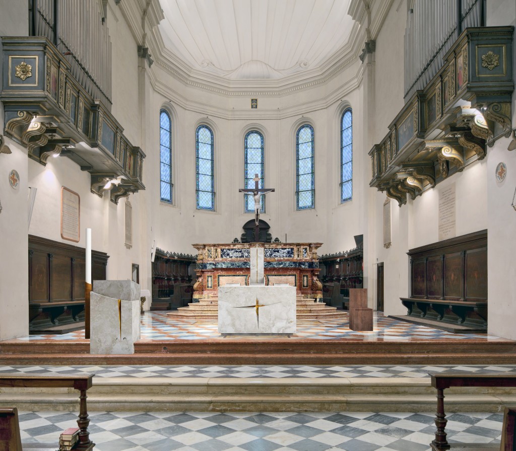 Fig. 14 – Il presbiterio della Cattedrale di Faenza (G. Gualdrini, 2014)