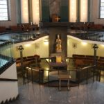 Berlin-Mitte,_St.Hedwig´s_Cathedral,_the_altar